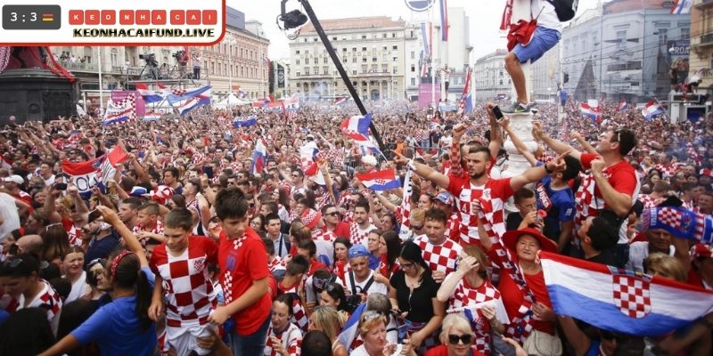 Tác động của lượng fan đến bóng đá và người chơi
